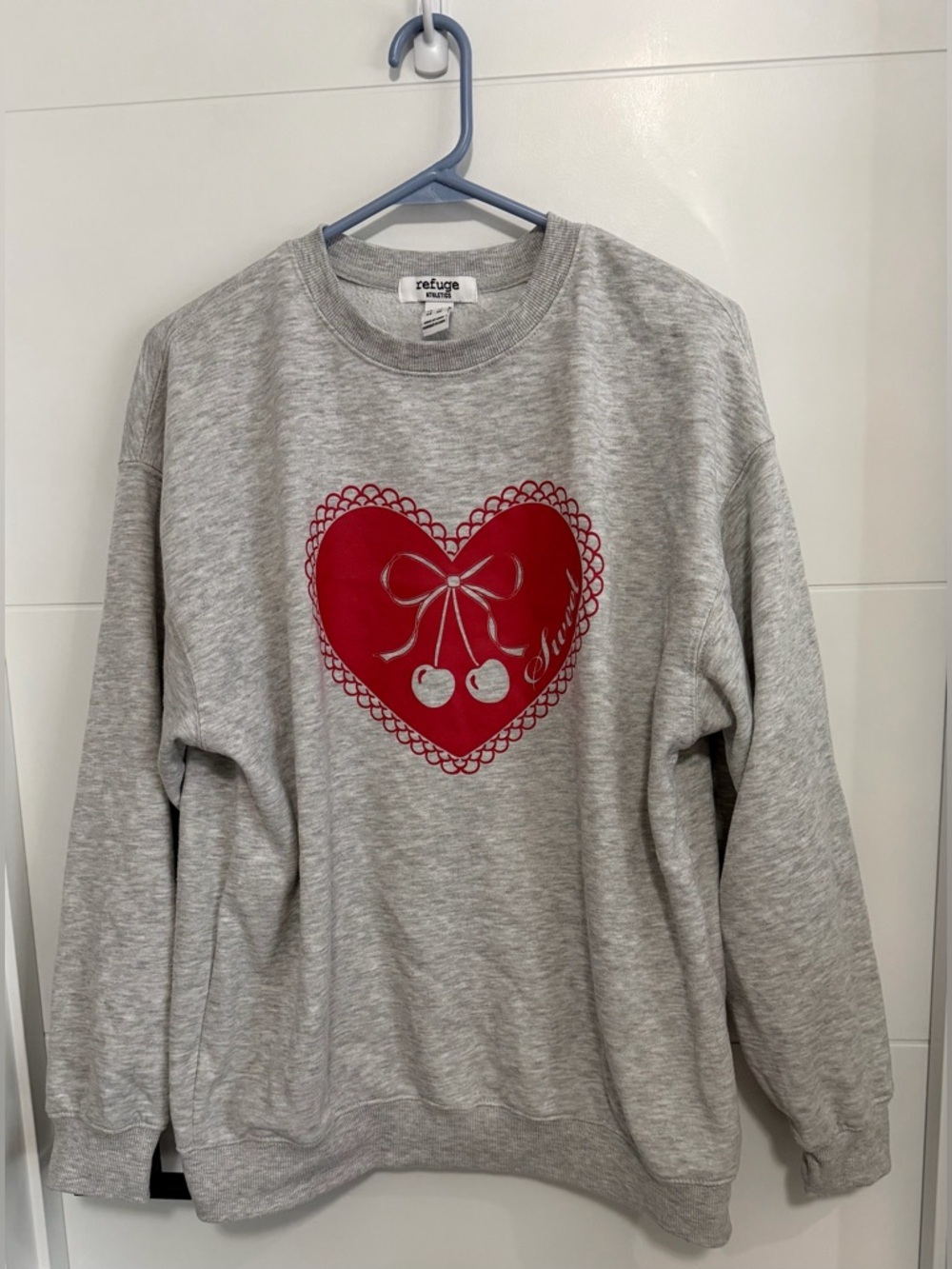 Refuge Athletics: Long Sleeve Pullover Sweatshirt (ptp approx 23in) - Size XS